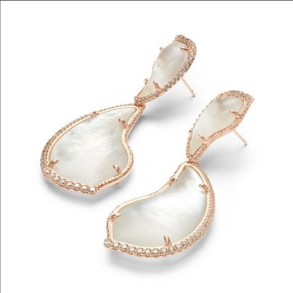 ❌Last deal ❌Kendra  Scott pearl earring - Picture 3 of 11